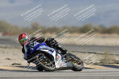 media/Dec-07-2025-CVMA (Sun) [[3e7d2de5dc]]/Race 4-Supersport Middleweight/